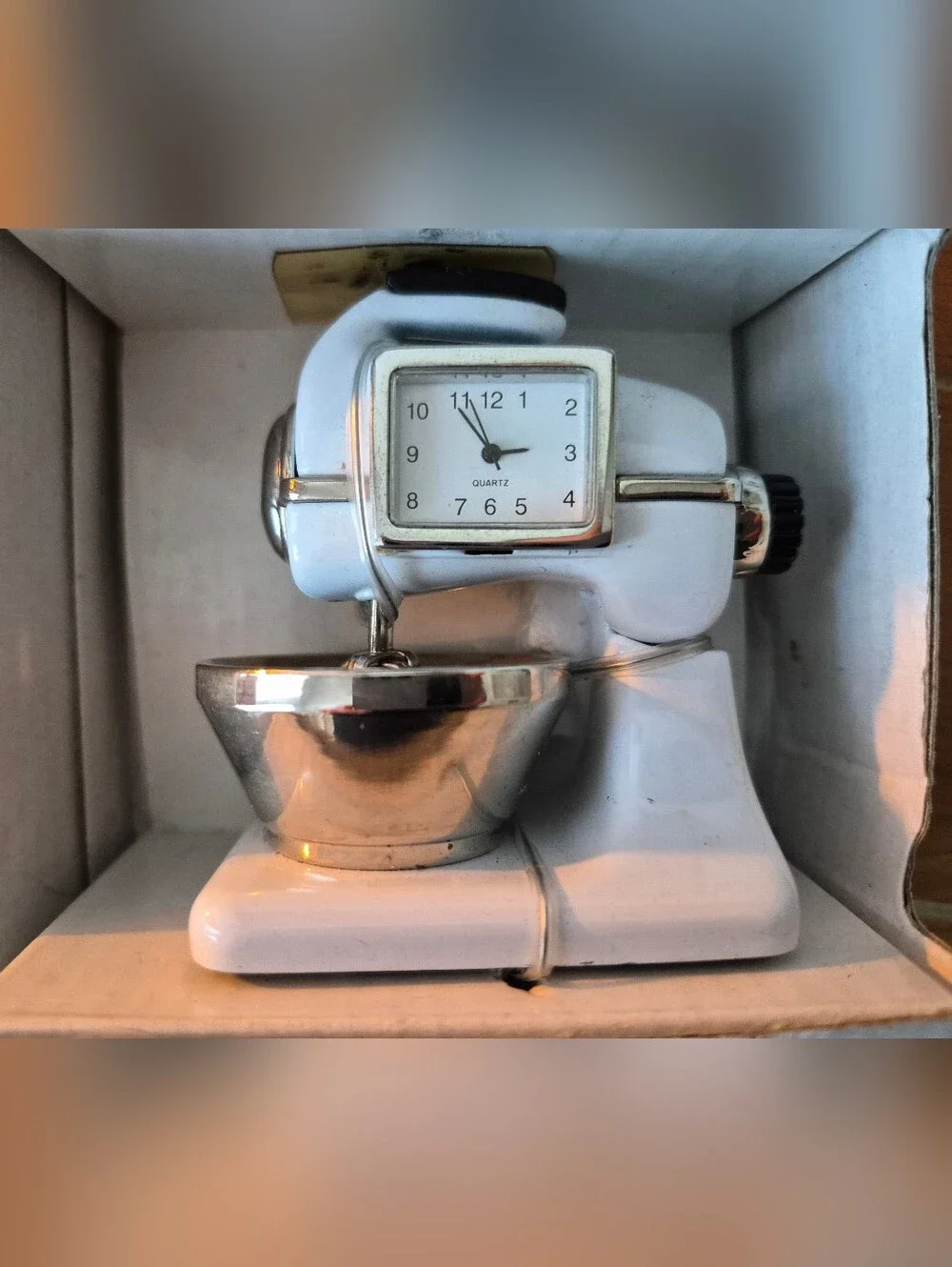 NIB Mini Clock w/Batteries